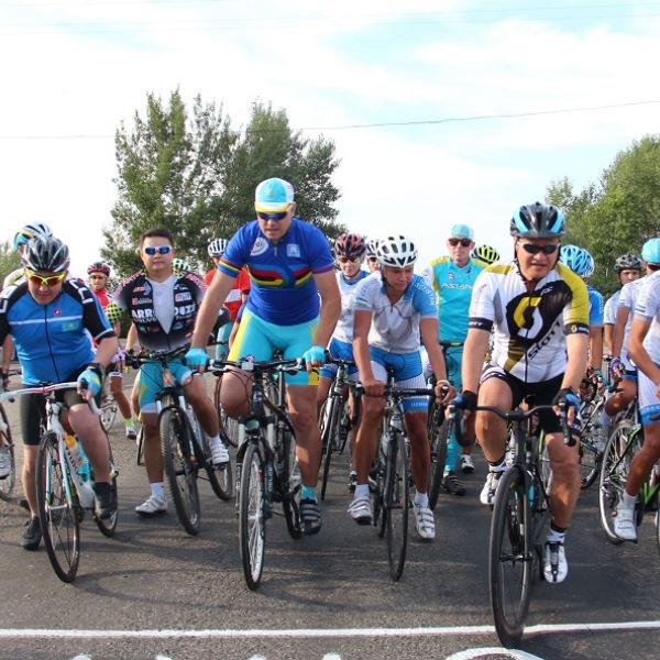 В ВКО стартовала велосипедная гонка с участием школьников Казахстана и Узбекистана