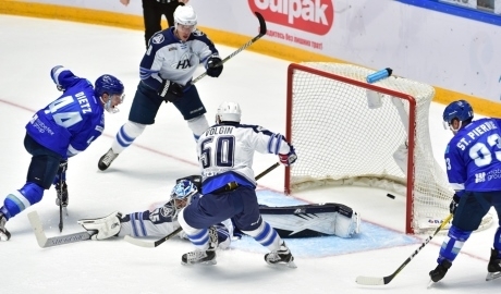 Фоторепортаж с матча Кубка Президента РК «Барыс» — «Нефтехимик» 1:2