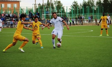 Фоторепортаж с матча Премьер-Лиги «Окжетпес» — «Кайрат» 0:1