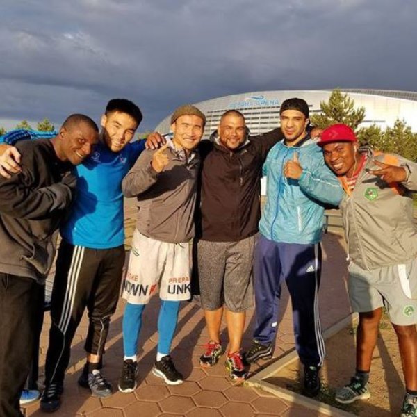 Ислам и Жанабаев продолжают подготовку к предстоящим боям