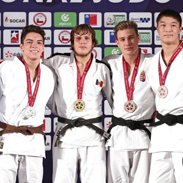 Казахстанские дзюдоисты завоевали две медали на чемпионате мира среди кадетов