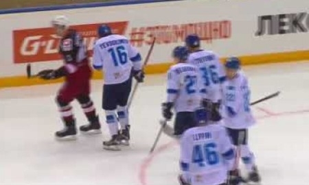 Видеообзор матча Мемориала Виктора Блинова «Автомобилист» — «Барыс» 3:1