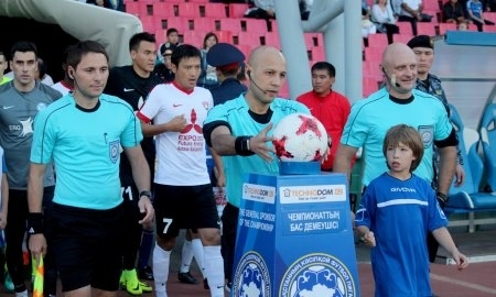 Фоторепортаж с матча Премьер-Лиги «Иртыш» — «Кайсар» 0:0