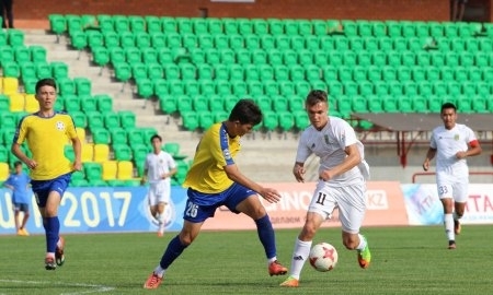 Фоторепортаж с матча Второй лиги «Тобол М» — СДЮШОР № 7 1:0