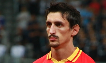 Стефан Савич: «Первое время было тяжеловато. Но затем мы привыкли и к покрытию»