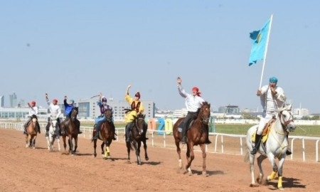Соревнования по конным видам спорта провели южноказахстанцы в Астане
