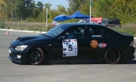 В Усть-Каменогорске прошли соревнования по фигурному скоростному вождению