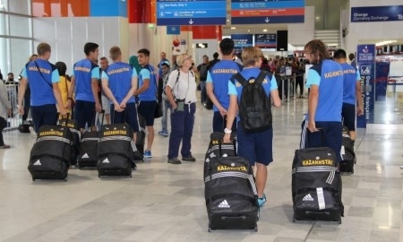 Молодежная сборная Казахстана прибыла во Францию