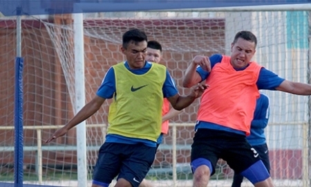 «Иртыш» продолжает подготовку к игре с «Тоболом»