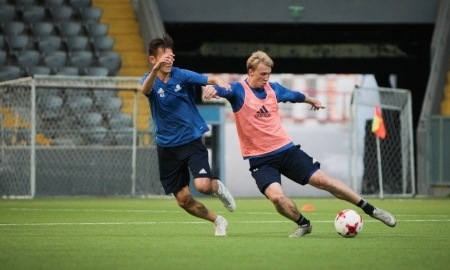 Виктор Пронь: «В конце матча потеряли концентрацию, что и привело к пропущенным голам»