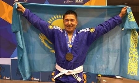 Глава управления культуры Астаны получил «бронзу» чемпионата Азии по джиу-джитсу