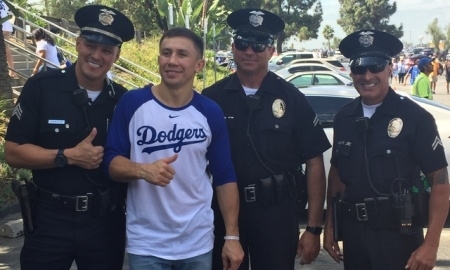 Полицейские Лос-Анджелеса попросили сфотографироваться с Головкиным