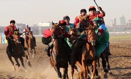 Рост популярности национальных видов спорта констатировал министр Мухамедиулы