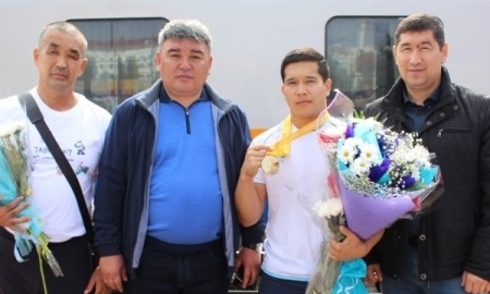 Чемпион универсиады из СКО рассказал о своих первых шагах в тяжелой атлетике