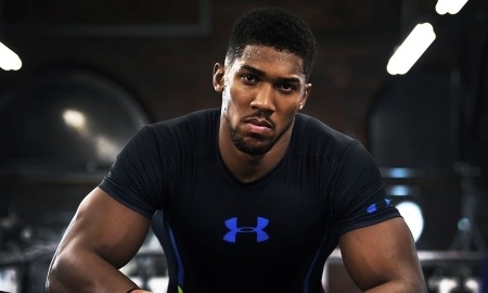 Энтони Джошуа отметил казахстанскую школу бокса