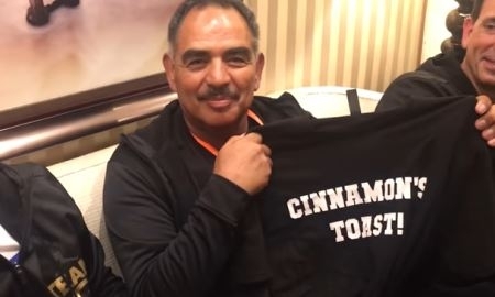 Тренер Головкина потроллил «Канело» футболкой с надписью