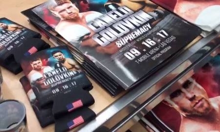 Какую атрибутику продают перед боем Головкин — Альварес