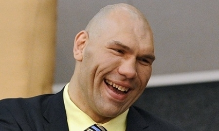 Николай Валуев сделал прогноз на бой Головкин — Альварес