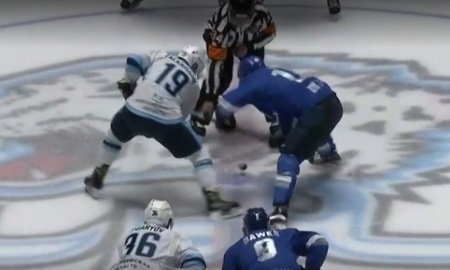 Видеообзор матча КХЛ «Барыс» — «Сибирь» 1:3