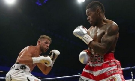 Сондерс победил Монро и ждет Головкина