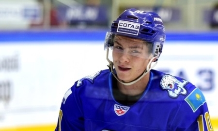 Михайлис и Сагадеев получили удостоверения мастеров спорта международного класса РК