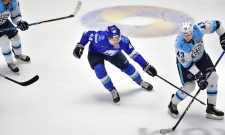 «За спинами Доуса, Вея и Дица никого нет». Российский эксперт — об играх «Барыса» с «Сибирью»