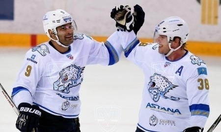 Два хоккеиста «Барыса» — в ТОП-10 самых стабильных и надежных игроков КХЛ