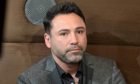 Де ла Хойя назвал чудовищным судейство Берд в бою «Канело» с Головкиным