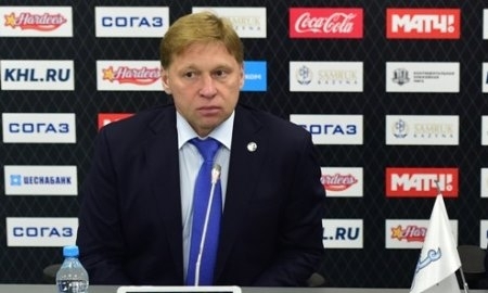 Евгений Корешков: «У нас много игроков в команде, и мы даём каждому хоккеисту проявить себя»