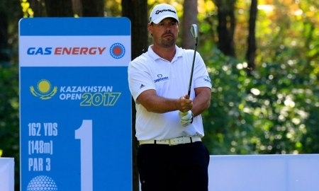 На Kazakhstan Open-2017 завершился второй раунд, по итогам которого борьбу продолжат 66 гольфистов