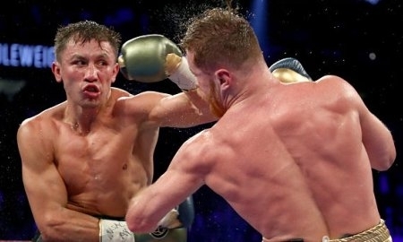 Американский средневес три раза пересмотрел бой Головкин — Альварес и озвучил свой счет по раундам