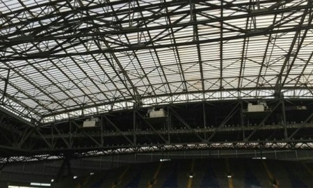 На «Астана Арене» закрыли крышу