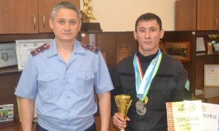 Полицейский из Алматы стал чемпионом Азии по универсальному бою