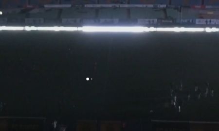 Во время матча Юношеской лиги УЕФА на Центральном стадионе Алматы погас свет