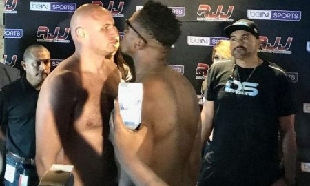 Дычко прошёл взвешивание перед дебютным боем на профи-ринге