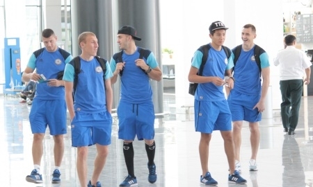 Сборная Казахстана прилетела в Польшу