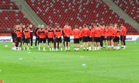 Фоторепортаж с тренировки сборной Польши перед матчем с Казахстаном