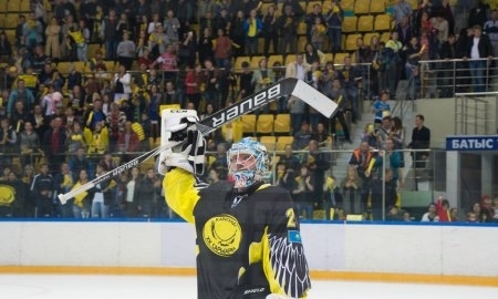 Фоторепортаж с матча ВХЛ «Сарыарка» — «Зауралье» 1:0