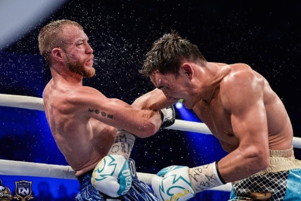 Как Канат Ислам избивал Брэндона Кука