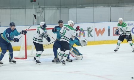 Фоторепортаж с матчей чемпионата РК «Алтай-Торпедо» — «Бейбарыс» 1:2, 1:4