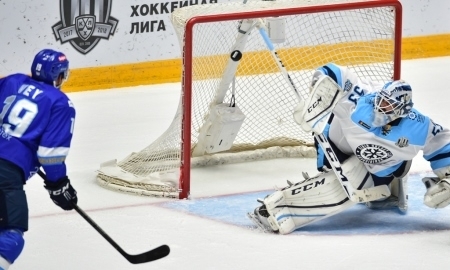 Фоторепортаж с матча КХЛ «Барыс» — «Сибирь» 1:3