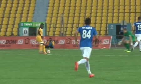 Видео второго гола Исламхана матча Премьер-Лиги «Тараз» — «Кайрат»