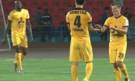 Видео гола Аршавина матча Премьер-Лиги «Тараз» — «Кайрат» 1:5