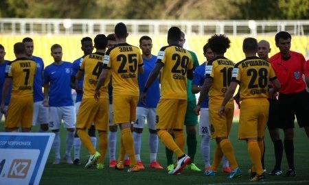 Фоторепортаж с матча Премьер-Лиги «Тараз» — «Кайрат» 1:5