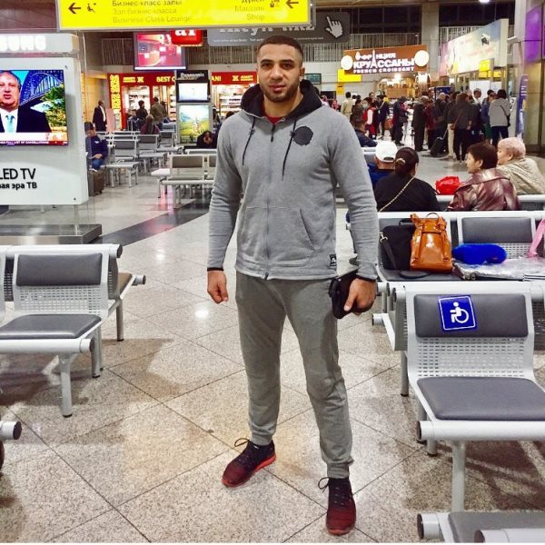 Балоев и Харсан отправились на свои бои в США