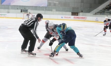 Фоторепортаж с матча ВХЛ «Торпедо» — «Металлург» 3:2