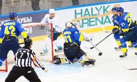 Фоторепортаж с матчей чемпионата РК «Алматы» — «Иртыш» 2:1, 2:1