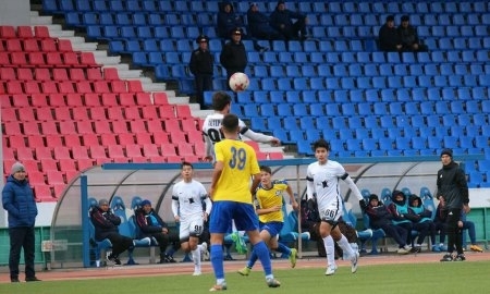 Фоторепортаж с матча Второй лиги «Иртыш М» — СДЮШОР № 7 1:0