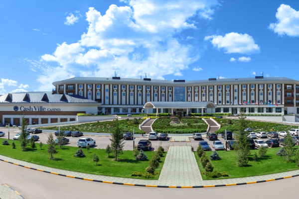 Ждет ли Казахстан покерный бум, и сколько денег на покере заработали наши игроки