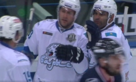 Видео шайб матча КХЛ «Нефтехимик» — «Барыс» 0:3